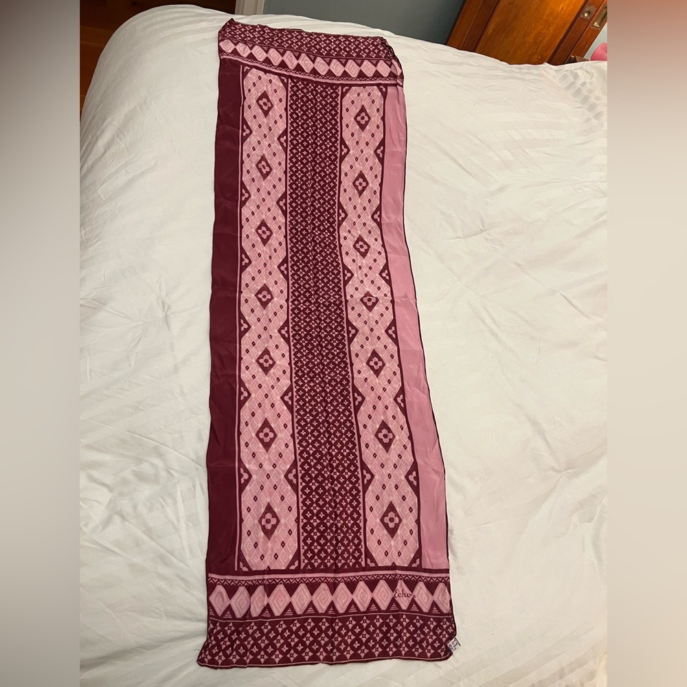 Echo Pink and Burgundy Patterned Scarf